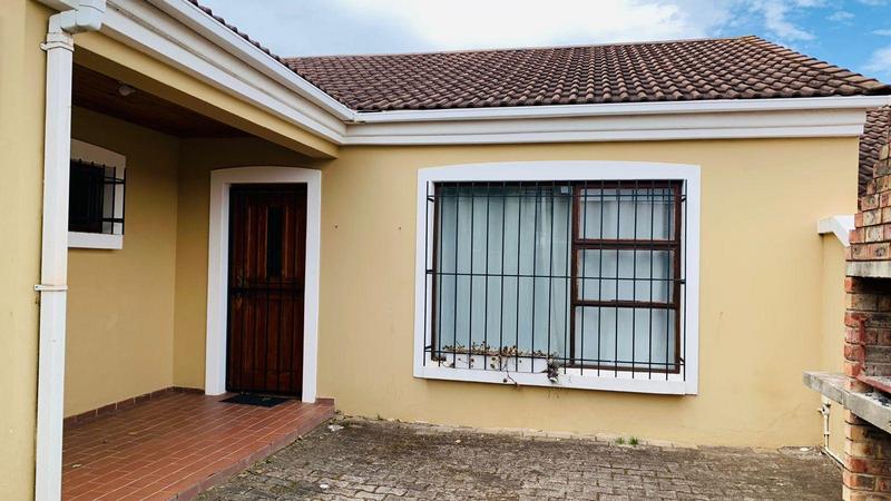 To Let 2 Bedroom Property for Rent in Oatlands North Eastern Cape